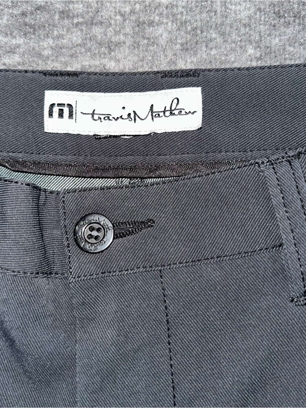 TravisMathew Golf Shorts Mens Black Performance Chino Casual Stretch 42 - Picture 3 of 5